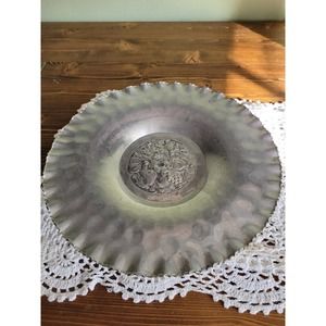 Vintage MCM Cromwell Hand Wrought Hammered Aluminum Tray Ruffled Edge pedestal